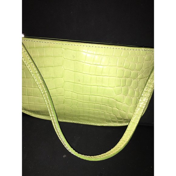 Talbots Green Leather Wristlet Mock Alligator Skin with Wrist Strap - Picture 4 of 5
